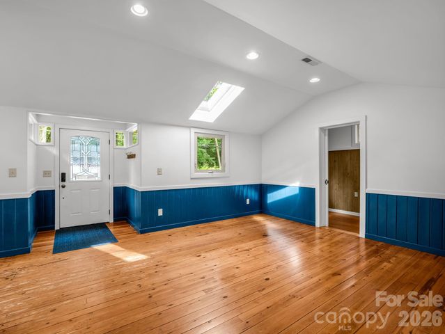 701 Azalea Avenue, Black Mountain, NC 28711