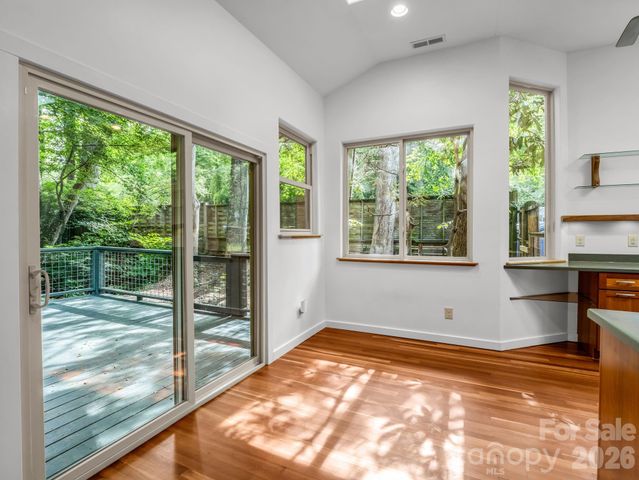701 Azalea Avenue, Black Mountain, NC 28711