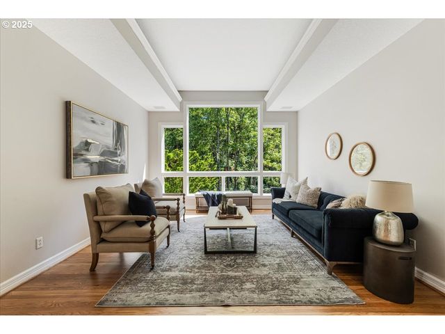 3430 BARRINGTON Dr, West Linn, OR 97068