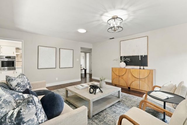 170 Baxter Ave, Sacramento, CA 95815