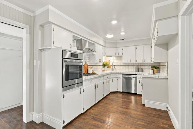 170 Baxter Ave, Sacramento, CA 95815