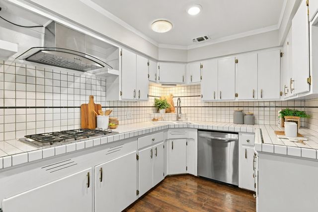 170 Baxter Ave, Sacramento, CA 95815