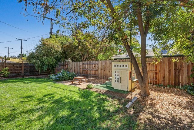 170 Baxter Ave, Sacramento, CA 95815