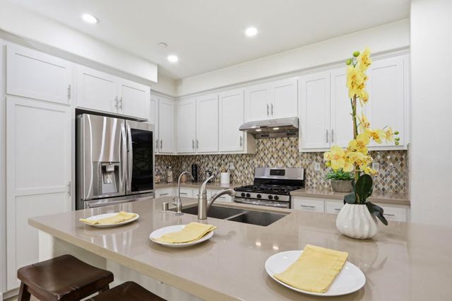 38982 Primula Terrace, Newark, CA 94560