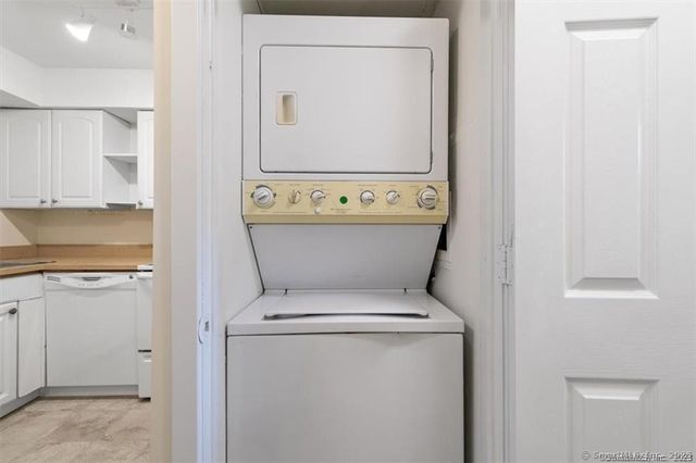 86 Howe Street A, New Haven, CT 06473