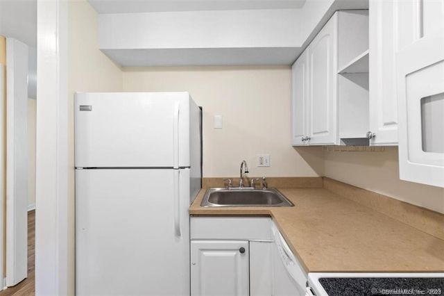 86 Howe Street A, New Haven, CT 06473