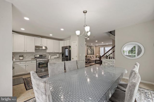 9701 CHESHIRE RIDGE CIR, Manassas, VA 20110