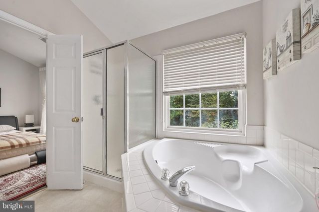 9701 CHESHIRE RIDGE CIR, Manassas, VA 20110