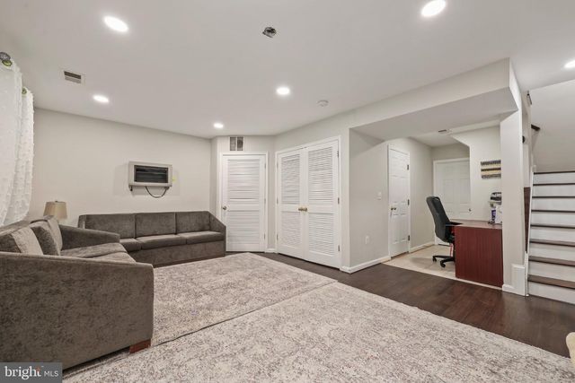 9701 CHESHIRE RIDGE CIR, Manassas, VA 20110