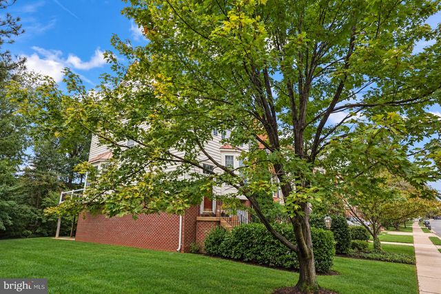 9701 CHESHIRE RIDGE CIR, Manassas, VA 20110