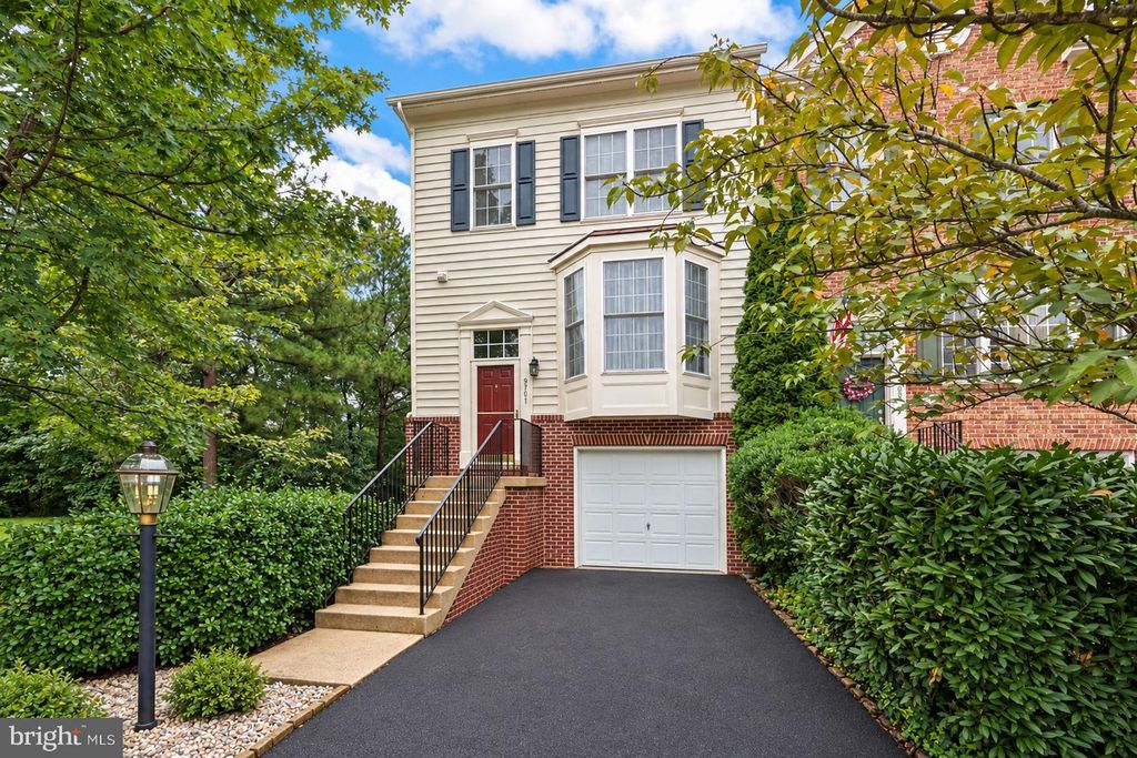 9701 CHESHIRE RIDGE CIR, Manassas, VA 20110