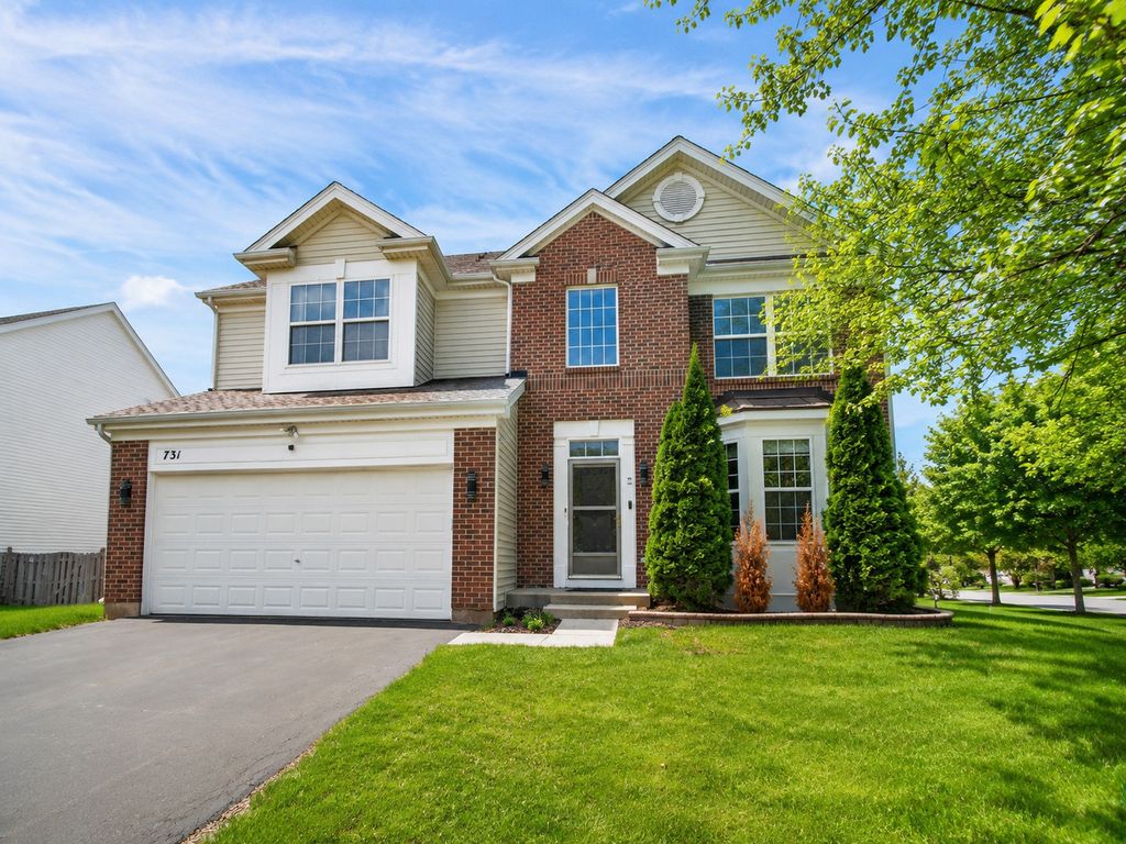 731 Sapphire Drive, Bolingbrook, IL 60490