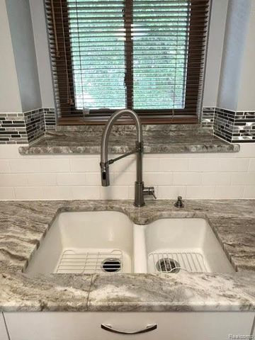 20557 Longwood Drive 63, Clinton Township, MI 48038