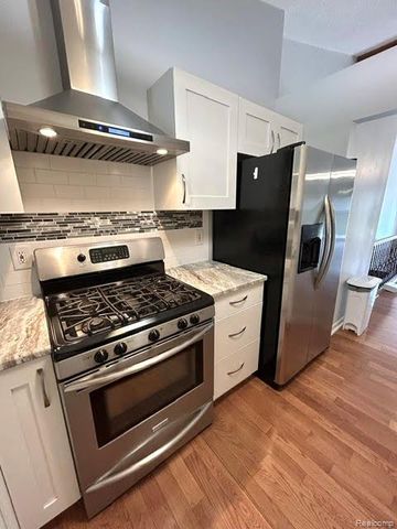 20557 Longwood Drive 63, Clinton Township, MI 48038