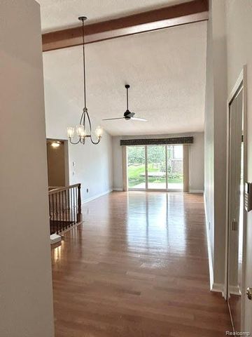 20557 Longwood Drive 63, Clinton Township, MI 48038