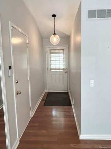 20557 Longwood Drive 63, Clinton Township, MI 48038