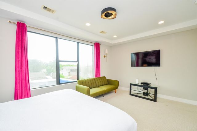 3804 Leeland Street, Houston, TX 77003