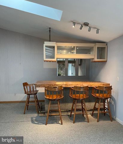 6006 BEDFORD LN, Clinton, MD 20735