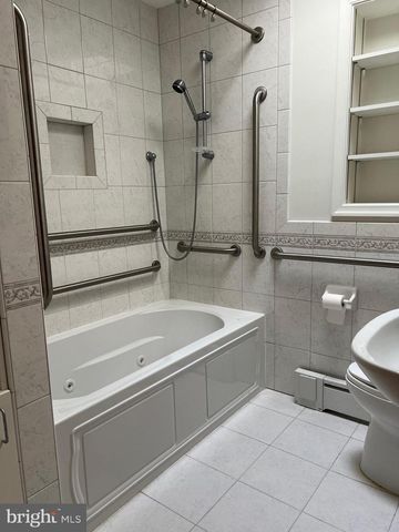6006 BEDFORD LN, Clinton, MD 20735