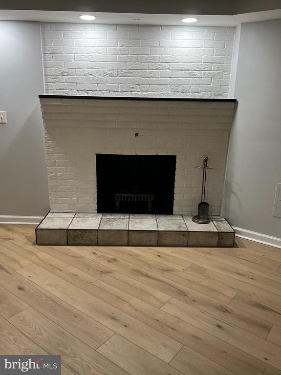 Image 20 of property listing at 6006 BEDFORD LN, Clinton, MD 20735