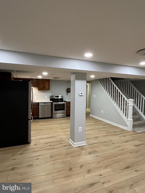 Image 22 of property listing at 6006 BEDFORD LN, Clinton, MD 20735