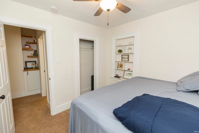 214 E Woodside Street, South Bend, IN 46614