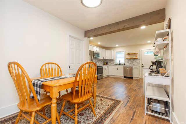 214 E Woodside Street, South Bend, IN 46614