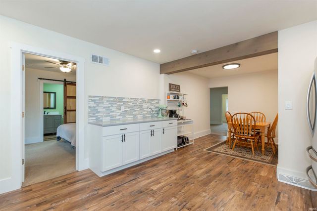 214 E Woodside Street, South Bend, IN 46614