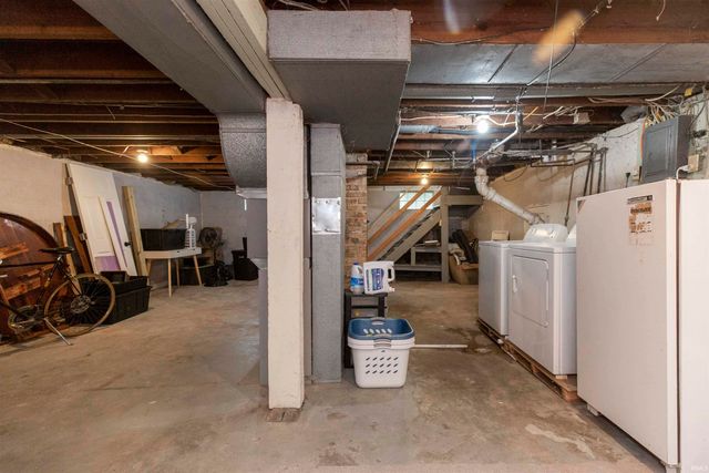 214 E Woodside Street, South Bend, IN 46614