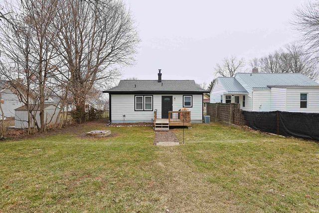 214 E Woodside Street, South Bend, IN 46614