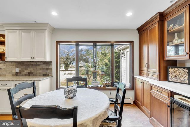 354 OLD YORK RD, Hamilton, NJ 08620