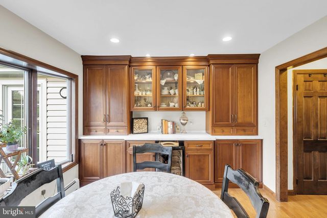354 OLD YORK RD, Hamilton, NJ 08620