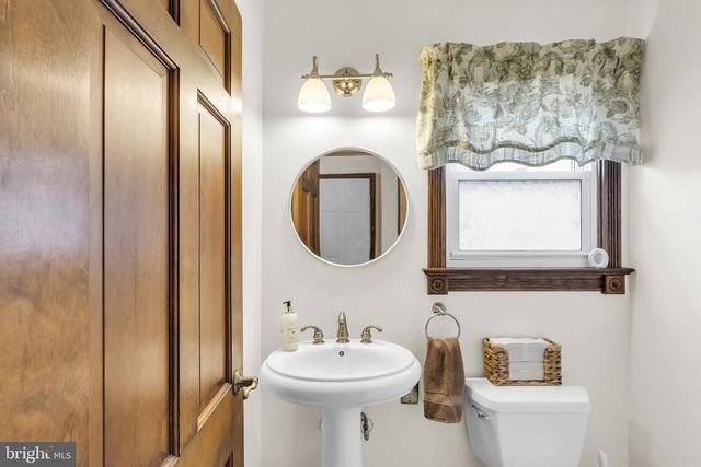 354 OLD YORK RD, Hamilton, NJ 08620