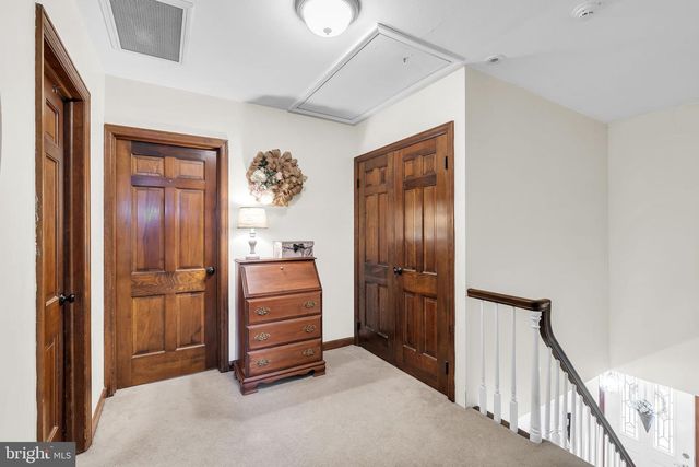 354 OLD YORK RD, Hamilton, NJ 08620
