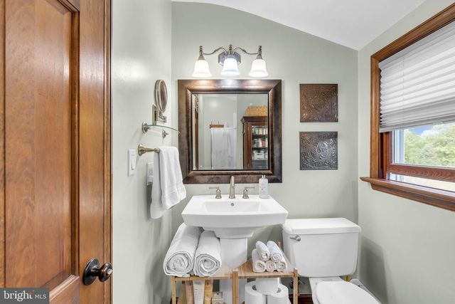 354 OLD YORK RD, Hamilton, NJ 08620
