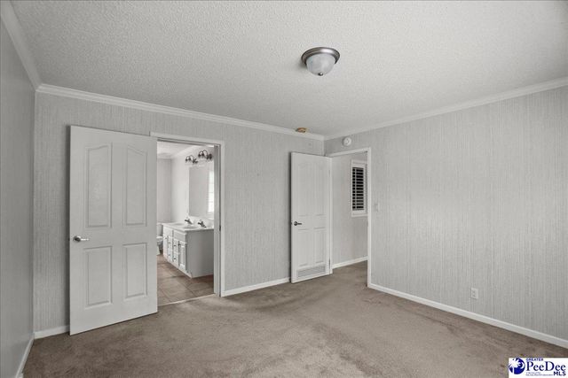 1025 Creekside Drive, Hartsville, SC 29550