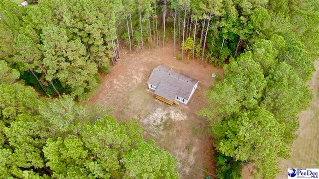 1025 Creekside Drive, Hartsville, SC 29550