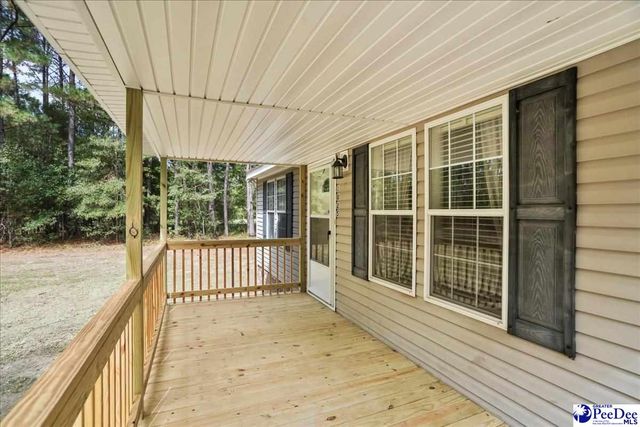 1025 Creekside Drive, Hartsville, SC 29550