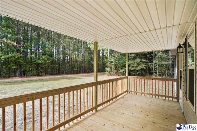 1025 Creekside Drive, Hartsville, SC 29550