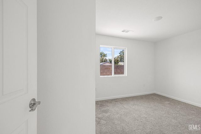 1417 Oregon Street A, Bakersfield, CA 93305