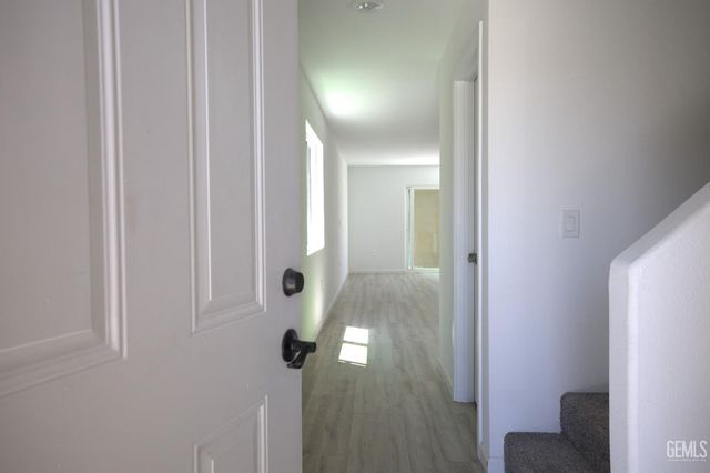 1417 Oregon Street A, Bakersfield, CA 93305