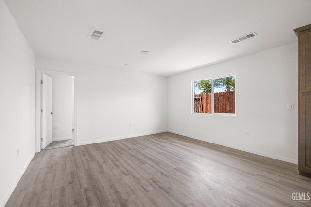 1417 Oregon Street A, Bakersfield, CA 93305