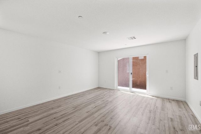 1417 Oregon Street A, Bakersfield, CA 93305