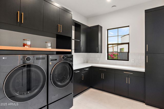 1013 W ARDMORE Road, Phoenix, AZ 85041