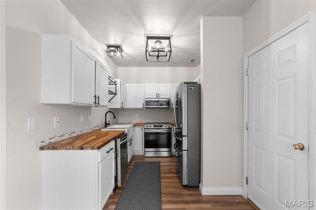 517 Copper Meadows Lane, O'fallon, MO 63368