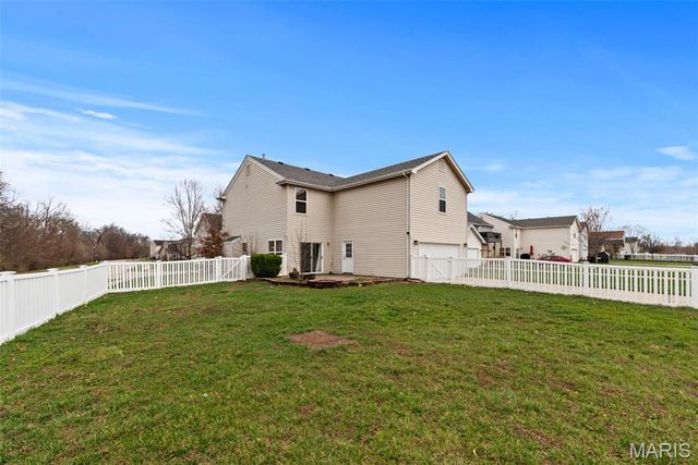 517 Copper Meadows Lane, O'fallon, MO 63368