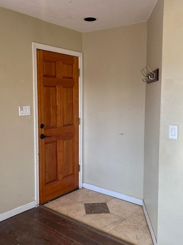 1527 Wilford Avenue, Klamath Falls, OR 97601