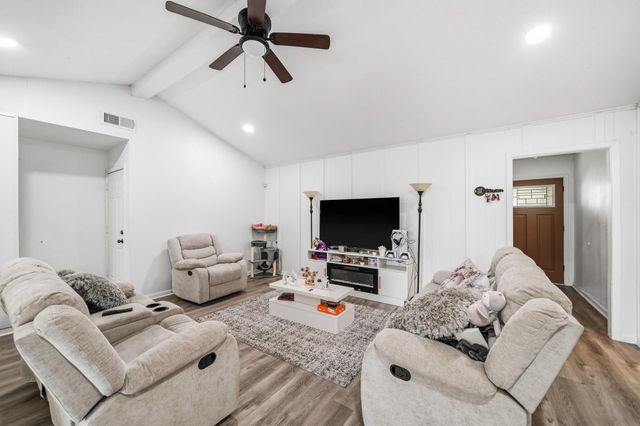 11630 Sandstone Street, Houston, TX 77072