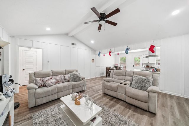 11630 Sandstone Street, Houston, TX 77072
