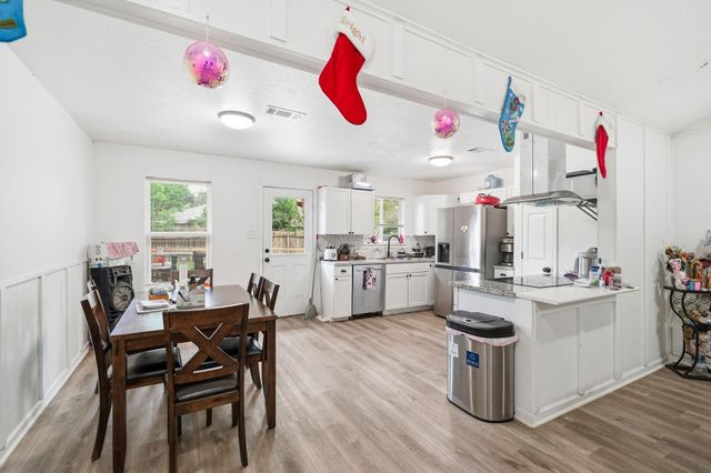 11630 Sandstone Street, Houston, TX 77072